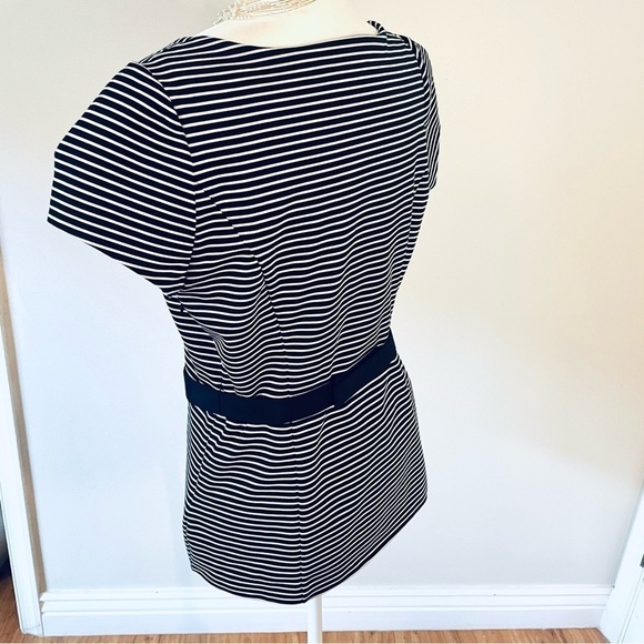 NWT White House Black Market Work Top - Size 12 women Blouse - Picture 6 of 17